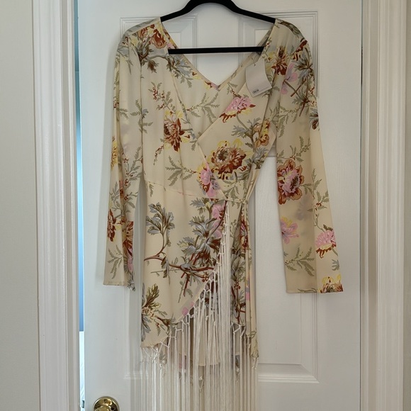 NWT Wrap Dress in Floral Print with Fringe Detail - Picture 4 of 10